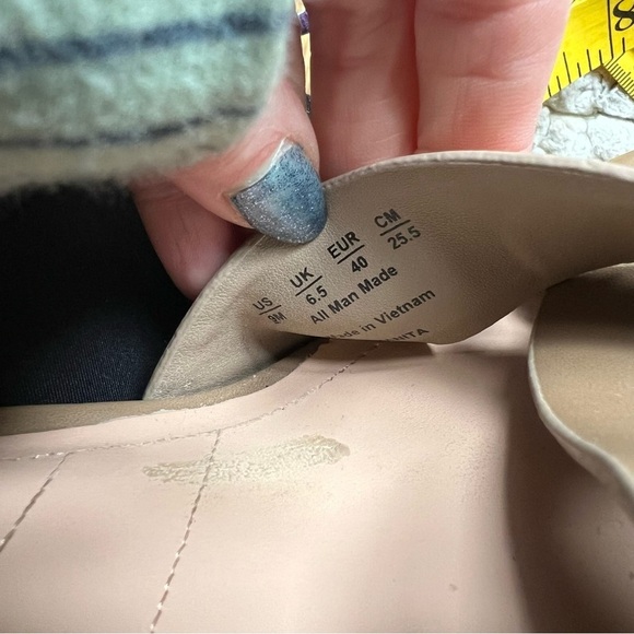 Franco Sarto: Tan Faux Leather Criss Cross Peep Toe Dressy High Heels Size 9M - Picture 9 of 10